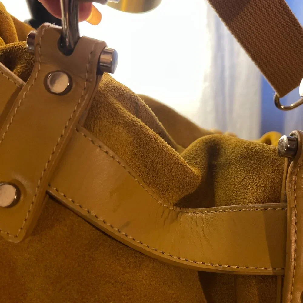 NINE WEST‎ hobo bag golden suede good condition silver hardware medium preppy